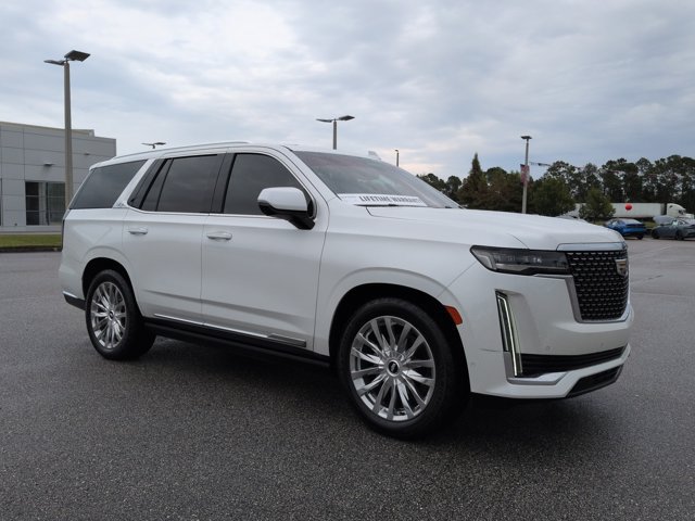 Used 2022 Cadillac Escalade Premium Luxury w/ Performance Package AWD/4WD image 3
