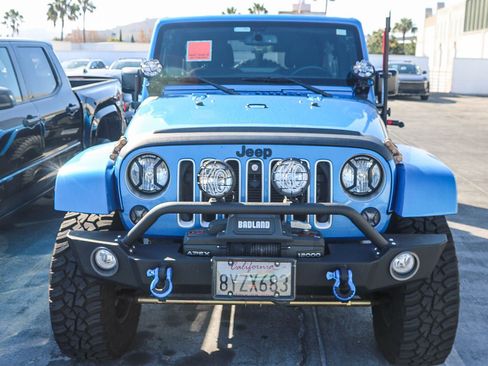 Used 2016 Jeep Wrangler Unlimited Sahara w/ Connectivity Group AWD/4WD image 3