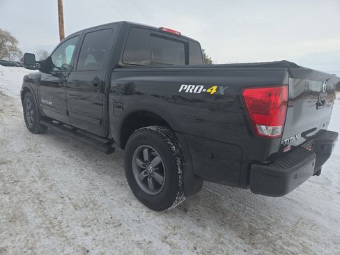 Used 2015 Nissan Titan PRO-4X image 6