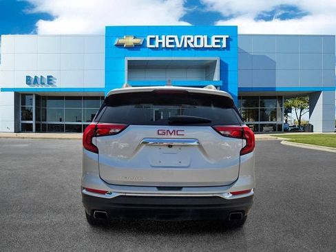Used 2019 GMC Terrain SLT FWD image 4