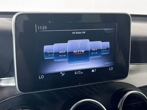 Used 2019 Mercedes-Benz GLC 300 4MATIC image 15