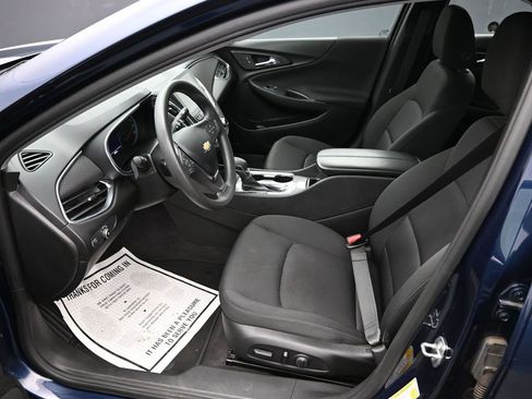 Used 2021 Chevrolet Malibu LT image 11