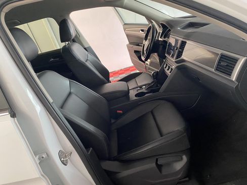 Used 2018 Volkswagen Atlas SE FWD image 9