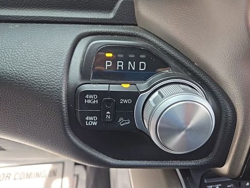Used 2019 RAM 2500 Laramie w/ Night Edition AWD/4WD image 12
