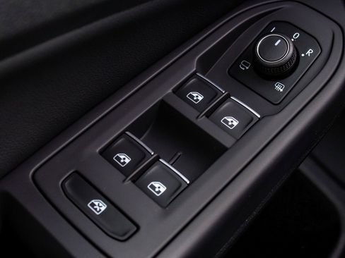 Used 2024 Volkswagen GTI Autobahn image 10