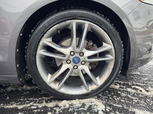 Used 2013 Ford Fusion Titanium w/ Titanium Driver Assist Pkg image 9