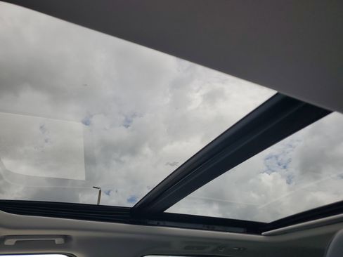 Used 2025 Ford Expedition Active RWD image 32