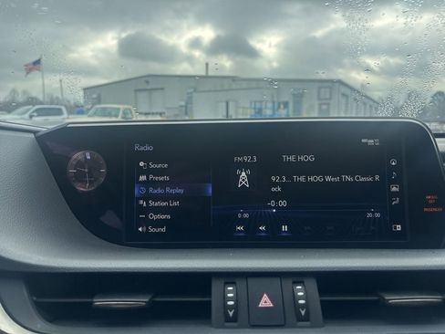 Used 2020 Lexus ES 350 w/ Premium Package image 26