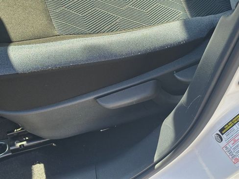 Used 2025 Nissan Versa SV image 22