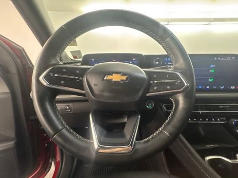 Used 2025 Chevrolet Traverse LT w/ Driver Confidence Package FWD image 21