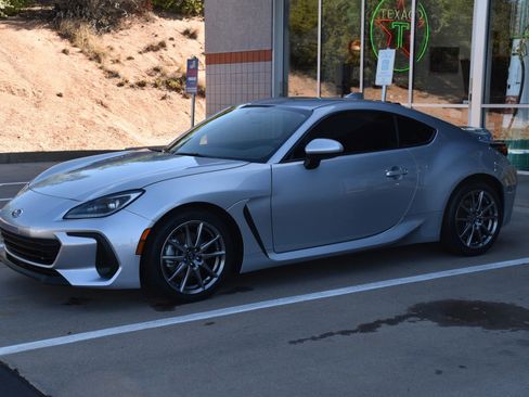 Used 2023 Subaru BRZ Premium RWD image 1