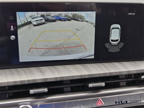 Certified 2024 Kia Telluride EX image 23