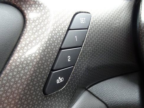 Used 2023 Chevrolet Traverse Premier w/ Redline Edition FWD image 29