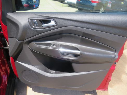 Used 2013 Ford C-MAX Energi SEL w/ Interior Protection Pkg image 16