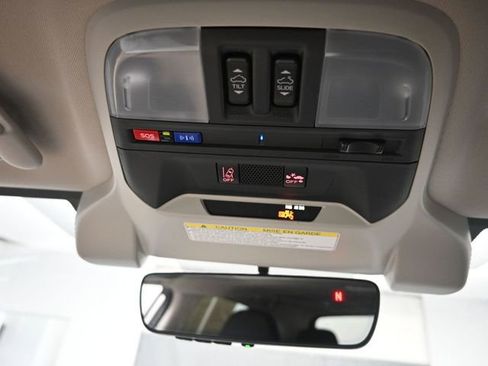 Used 2023 Subaru Crosstrek 2.5i Limited image 15