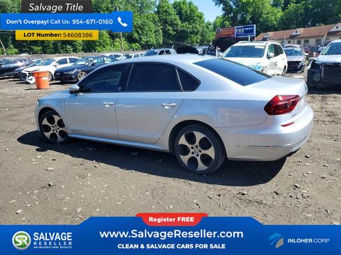 Used 2019 Volkswagen Passat 2.0T Wolfsburg FWD image 3