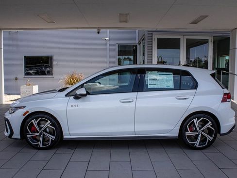 New 2025 Volkswagen GTI SE image 12
