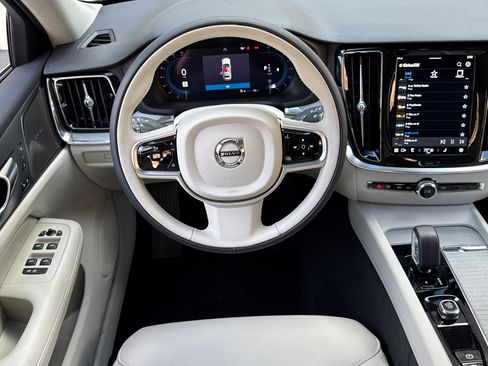 New 2025 Volvo V60 B5 Cross Country Plus w/ Protection Package Premier image 12