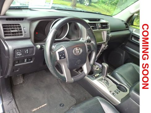 Used 2013 Toyota 4Runner Limited AWD/4WD image 12