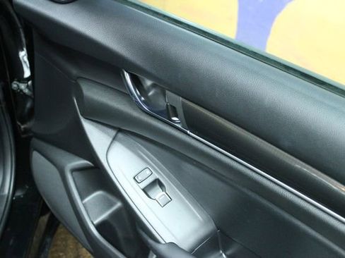 Used 2021 Honda Accord Sport Special Edition image 10