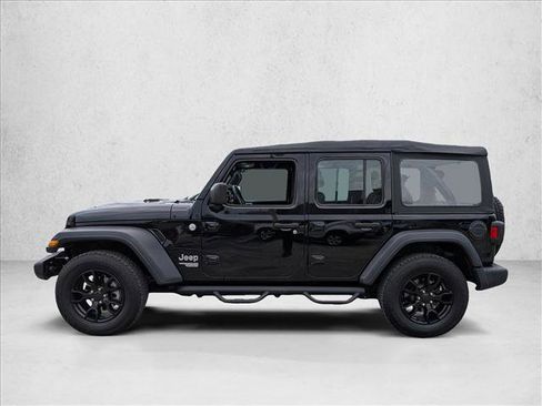 Used 2018 Jeep Wrangler Unlimited Sport AWD/4WD image 8