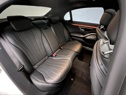 Certified 2023 Mercedes-Benz S 500 4MATIC image 16