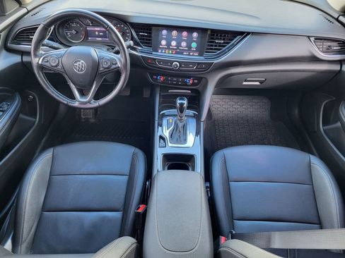 Used 2019 Buick Regal Essence w/ Driver Confidence Package I image 22