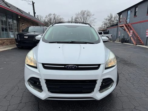 Used 2016 Ford Escape SE w/ Equipment Group 201A FWD image 2