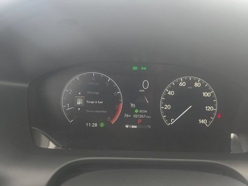 Used 2025 Honda HR-V Sport image 13
