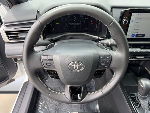 Used 2025 Toyota Camry SE w/ Multimedia Upgrade Package FWD image 27