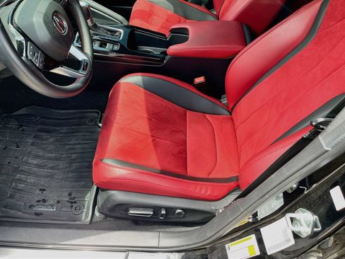 Used 2025 Acura Integra A-Spec FWD image 19
