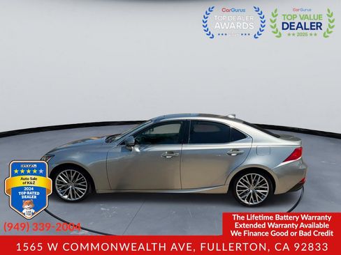Used 2017 Lexus IS 200t RWD image 2