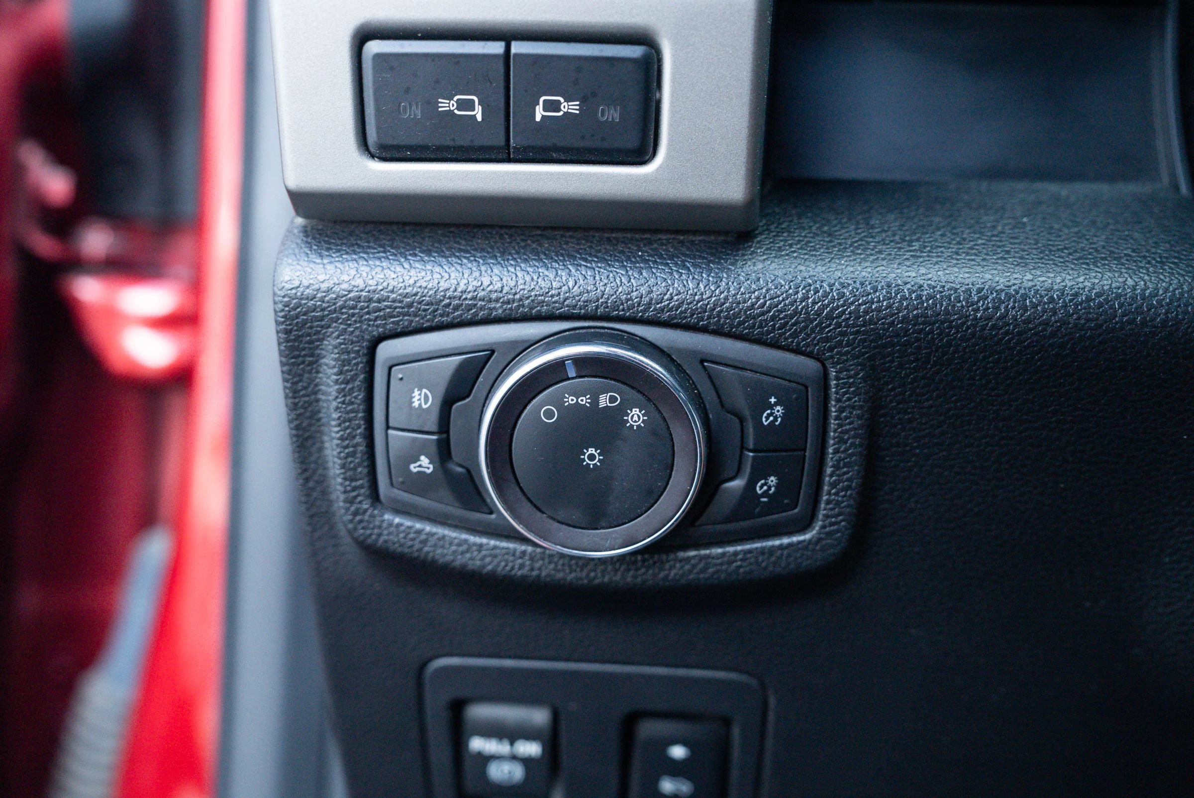 Used 2019 Ford F150 Lariat AWD/4WD image 28