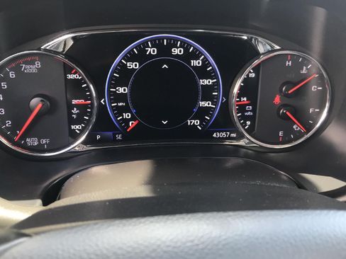 Certified 2023 GMC Acadia SLT w/ Elevation Edition AWD/4WD image 12