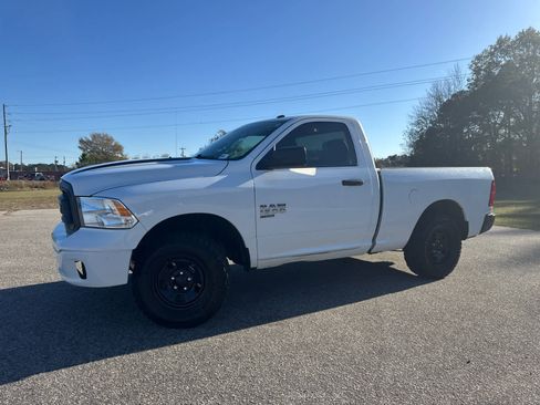 Used 2021 RAM 1500 Tradesman image 3