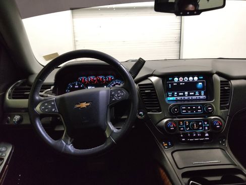 Used 2020 Chevrolet Tahoe Premier image 22