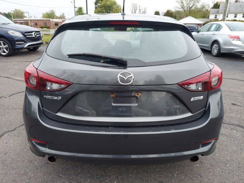 Used 2017 MAZDA MAZDA3 Touring FWD image 5