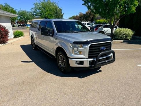 Used 2016 Ford F150 XLT w/ Equipment Group 302A Luxury AWD/4WD image 7