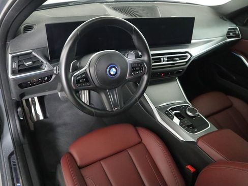 Used 2023 BMW 330e w/ M Sport Package image 9