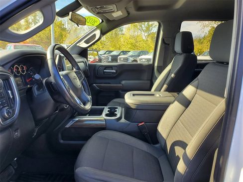 Used 2022 Chevrolet Silverado 1500 RST w/ Redline Edition image 6