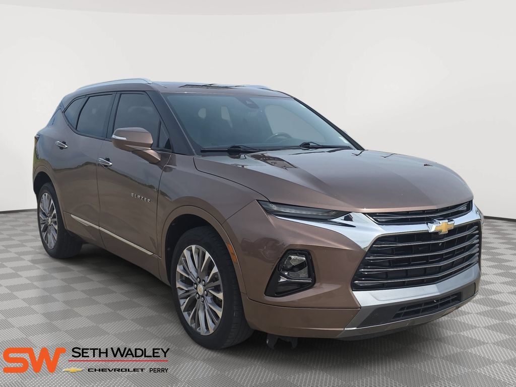 Used 2019 Chevrolet Blazer Premier w/ Driver Confidence II Package AWD/4WD image 1