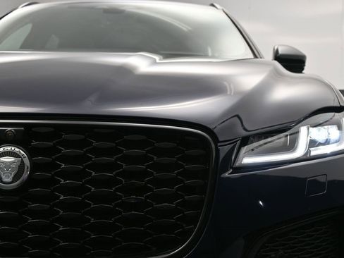 Used 2026 Jaguar F-PACE R-Dynamic S image 22