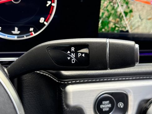 Used 2022 Mercedes-Benz G 550 w/ Exclusive Interior Package image 24
