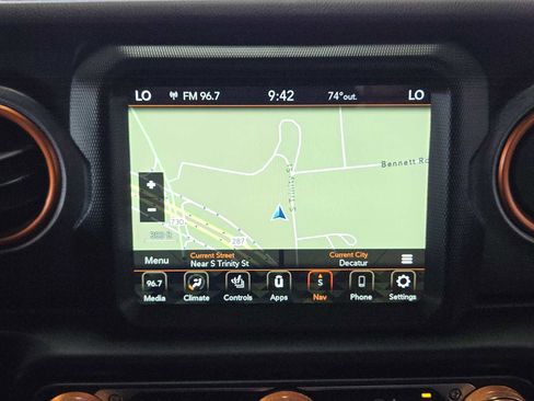 Used 2021 Jeep Gladiator Mojave image 18