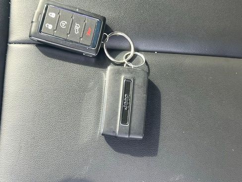 Used 2025 Jeep Grand Cherokee Limited w/ Trailer Tow Package image 18