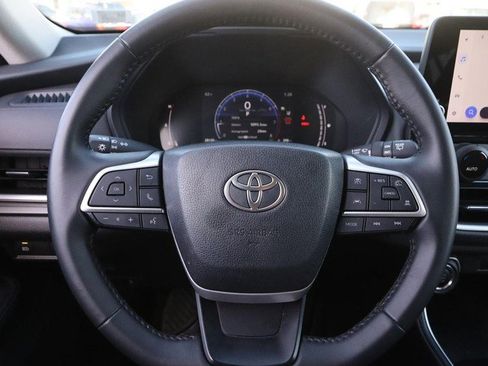 Certified 2025 Toyota Grand Highlander AWD image 12