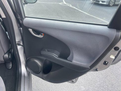 Used 2010 Honda Fit image 10
