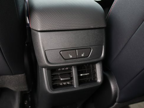 New 2026 Chevrolet Equinox RS w/ Convenience Package III FWD image 24