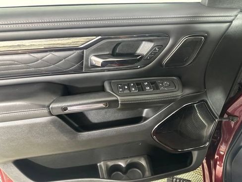 Used 2025 RAM 1500 Limited AWD/4WD image 15