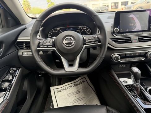 Certified 2025 Nissan Altima 2.5 SR image 28